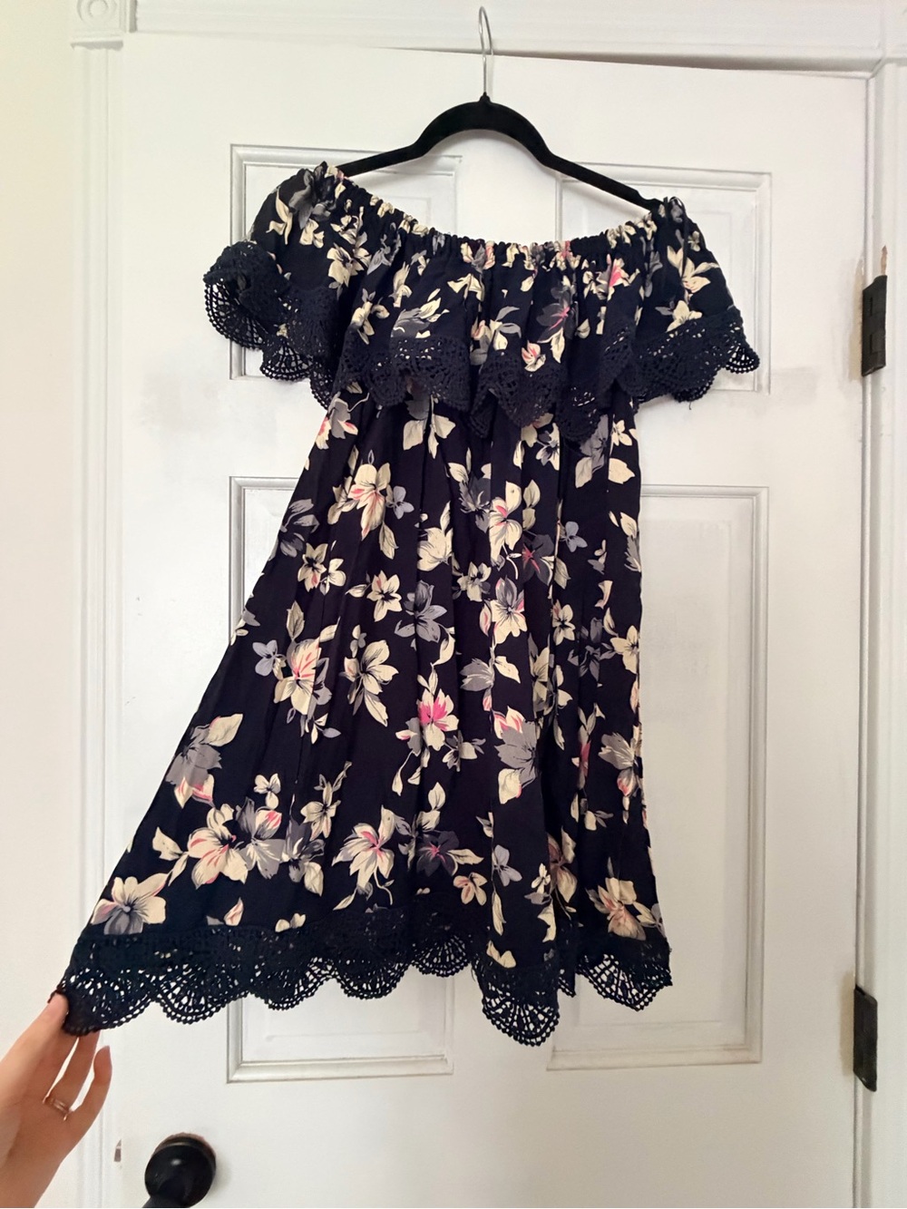 Alya Navy Floral Off-Shoulder Mini Dress with Crochet Hem - Picture 3 of 3